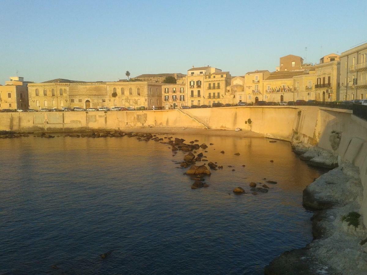 Incantevole Appartamento In Palazzo Storico Ortigia Siraküza Dış mekan fotoğraf