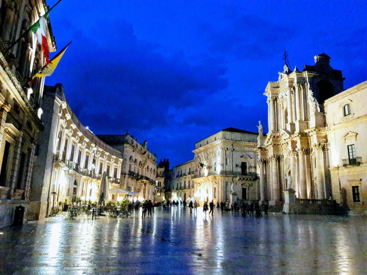 Incantevole Appartamento In Palazzo Storico Ortigia Siraküza Dış mekan fotoğraf